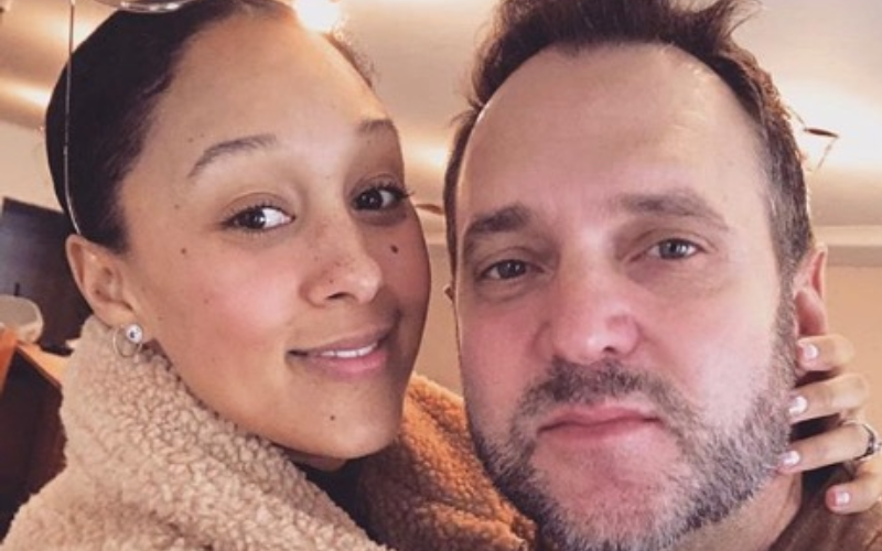 tamera mowry and adam housley's marriage