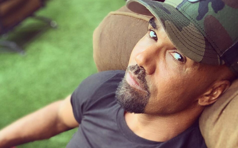 shemar moore selfie