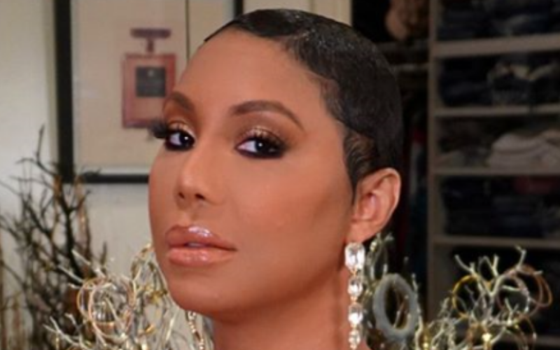 tamar braxton selfie