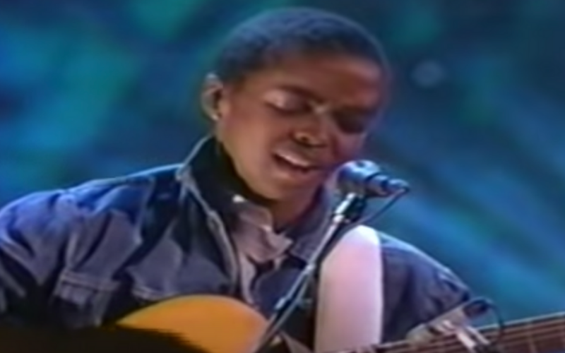 lauryn-hill-unplugged-1.png